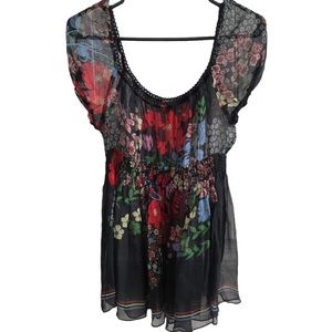 NWOT | ❤︎︎ Flirty Floral Boho Black Dance Blouse